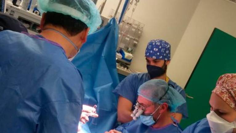 Los implantes de prótesis de pene estrenan las emisiones en directo de cirugías en el Hospital