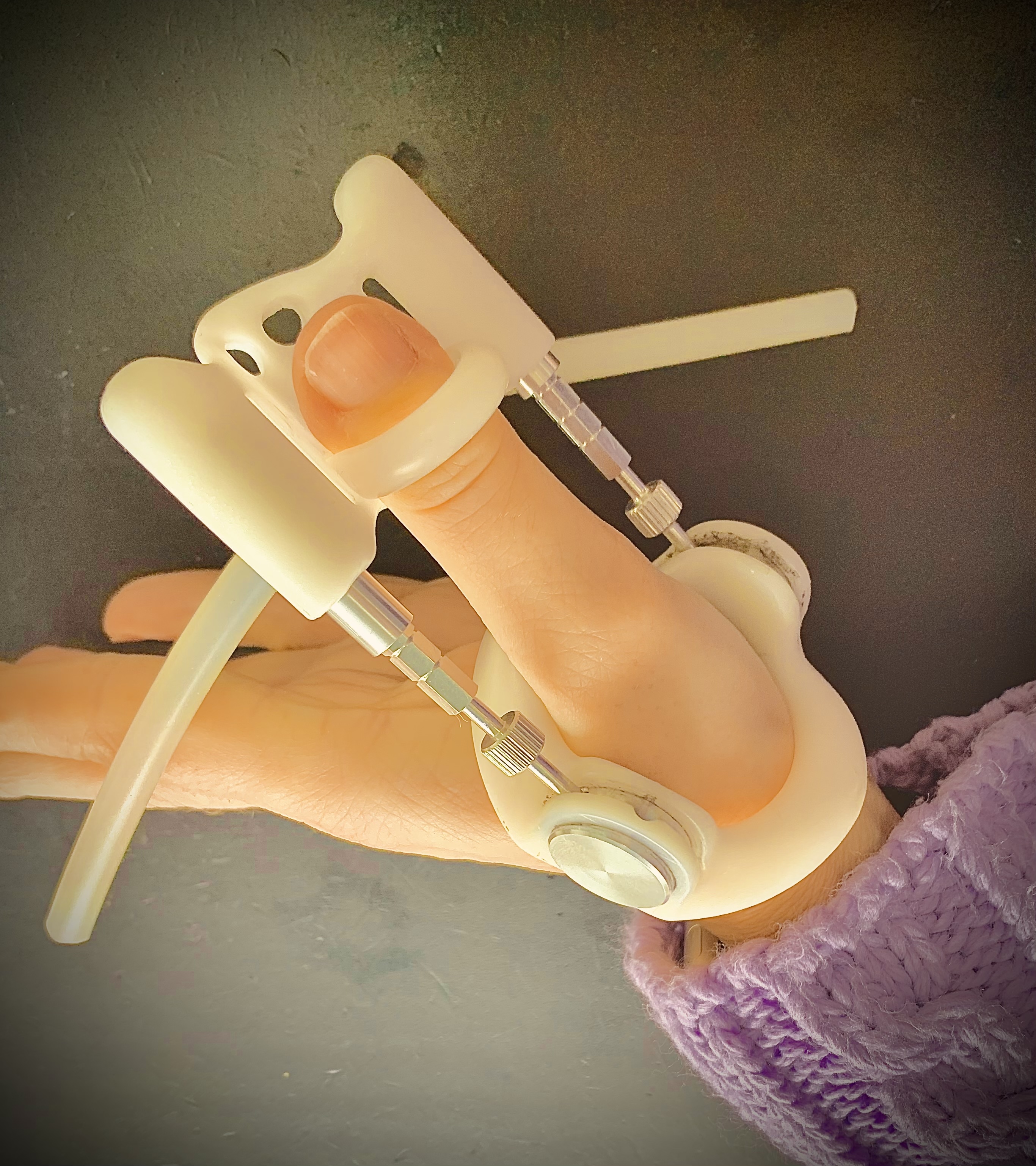 Uso del extensor peneal TractorPen System